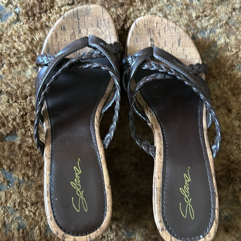 SOLANZ size 8 1/2 US wedges used but in great condition